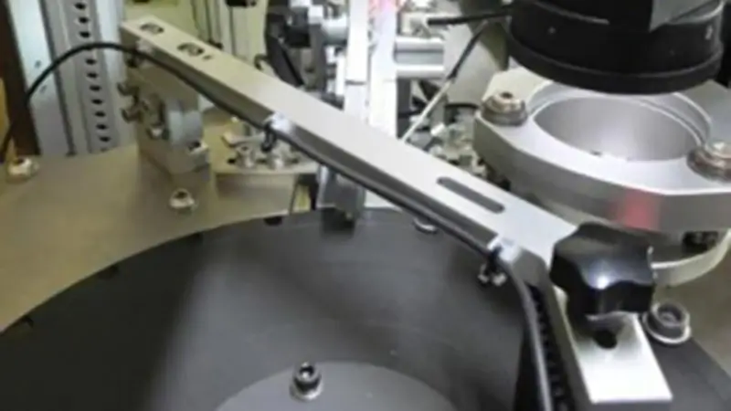 Multi-station rotary indexing table